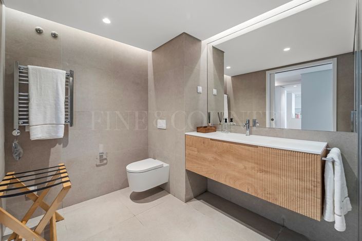 Image No.19-2 Bed Apartment for sale
