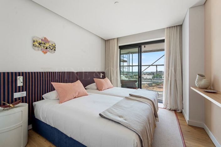 Image No.21-4 Bed Penthouse for sale