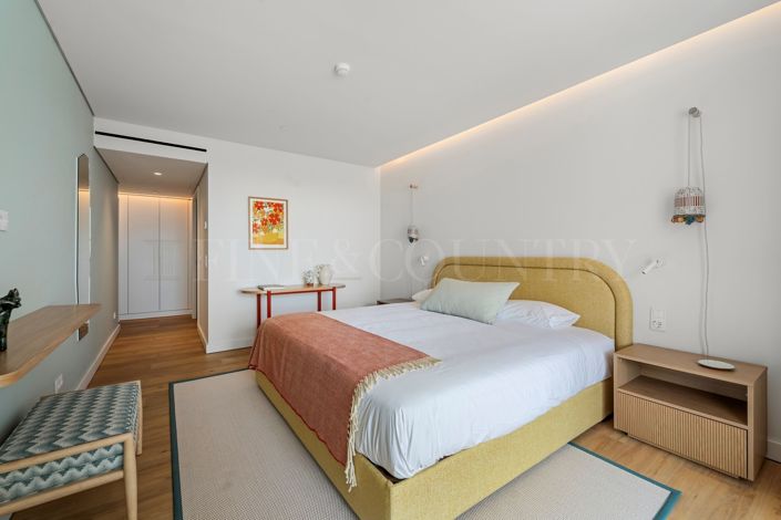 Image No.25-4 Bed Penthouse for sale