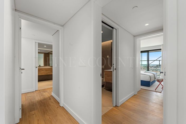 Image No.24-4 Bed Penthouse for sale