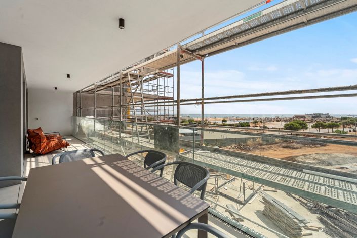 Image No.32-4 Bed Penthouse for sale