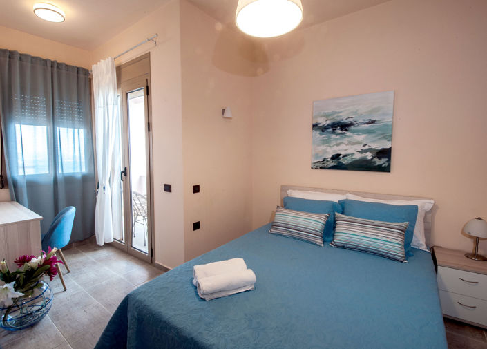 Image No.10-6 Bed Villa for sale