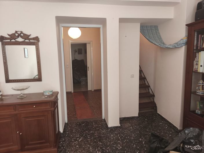 Image No.13-2 Bed House for sale