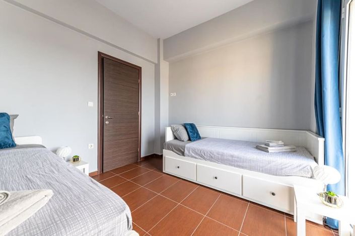 Image No.21-2 Bed House for sale