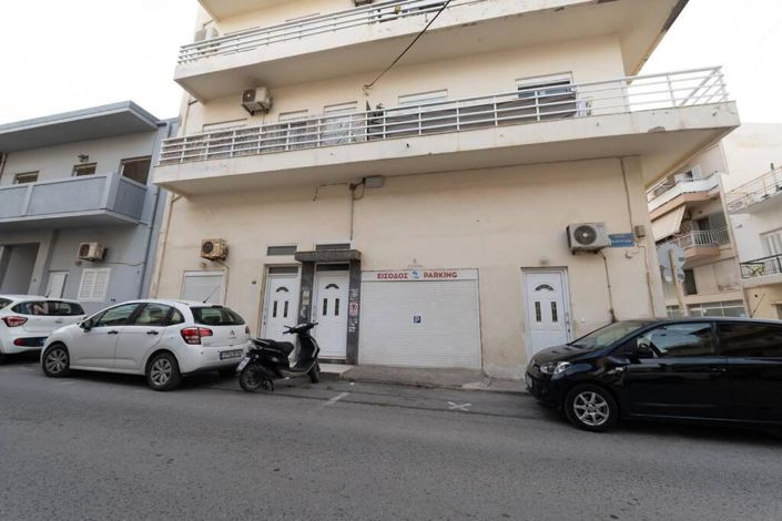 Image No.38-2 Bed House for sale