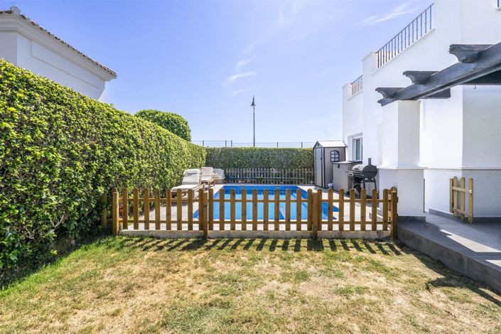 Image No.20-2 Bed Villa for sale