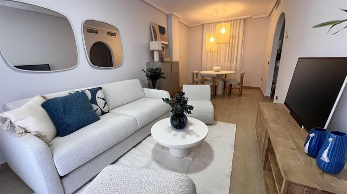 Image No.3-2 Bed Property for sale