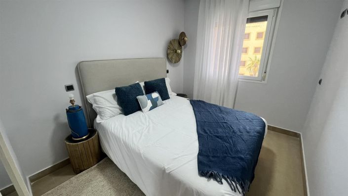 Image No.6-2 Bed Property for sale