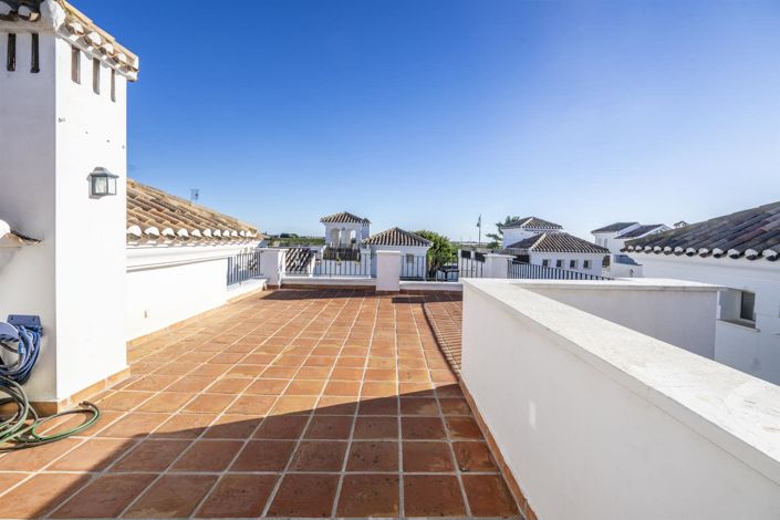 Image No.14-2 Bed Villa for sale