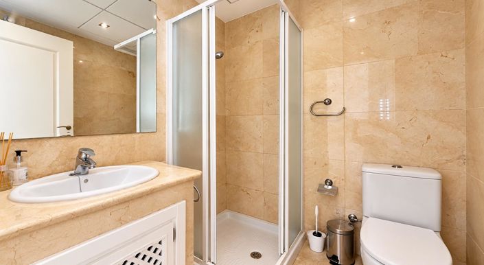 Image No.9-3 Bed Apartment for sale