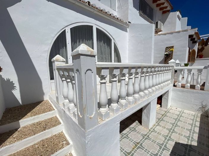 Image No.6-2 Bed Townhouse for sale