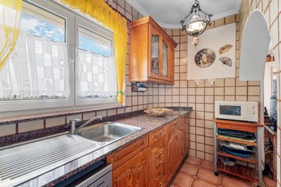 49790detachedhomewith2bed2bathona937m2plotinq