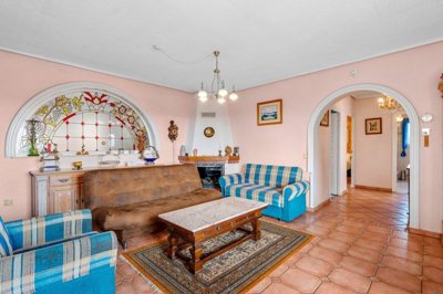 49790detachedhomewith2bed2bathona937m2plotinq