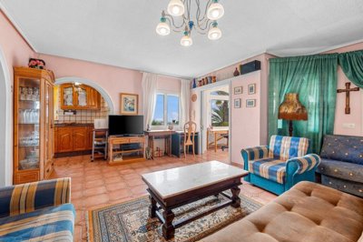 49790detachedhomewith2bed2bathona937m2plotinq