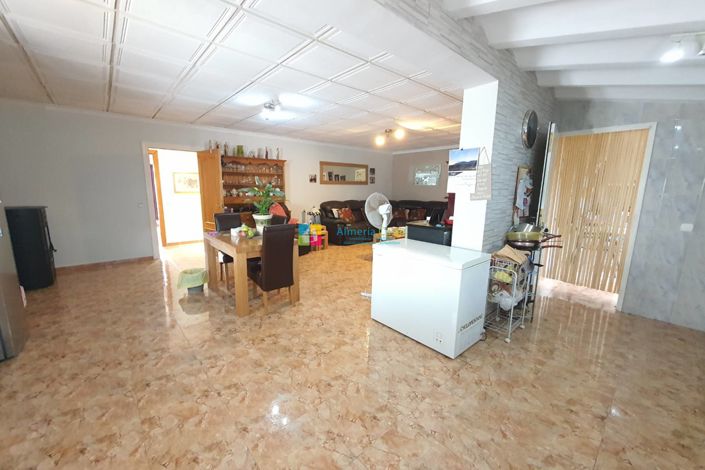 Image No.11-4 Bed Villa for sale