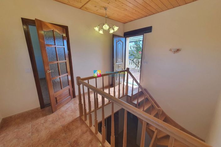 Image No.27-3 Bed Villa for sale