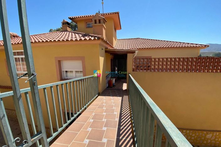 Image No.49-4 Bed Villa for sale