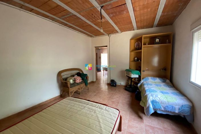 Image No.11-Casa de campo con 4 dormitorios en venta