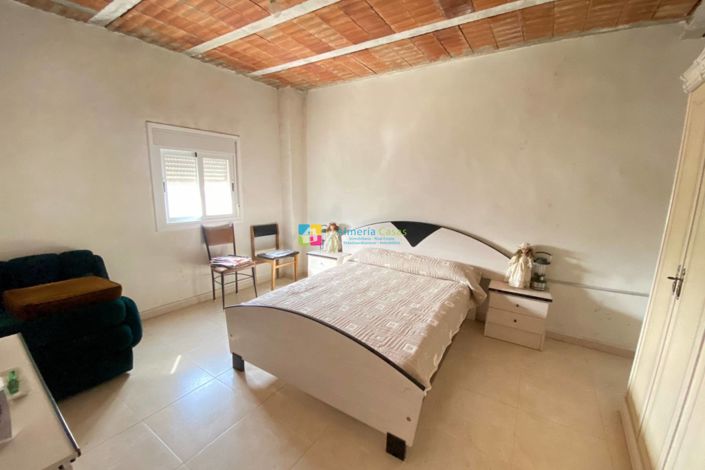 Image No.18-Casa de campo con 4 dormitorios en venta