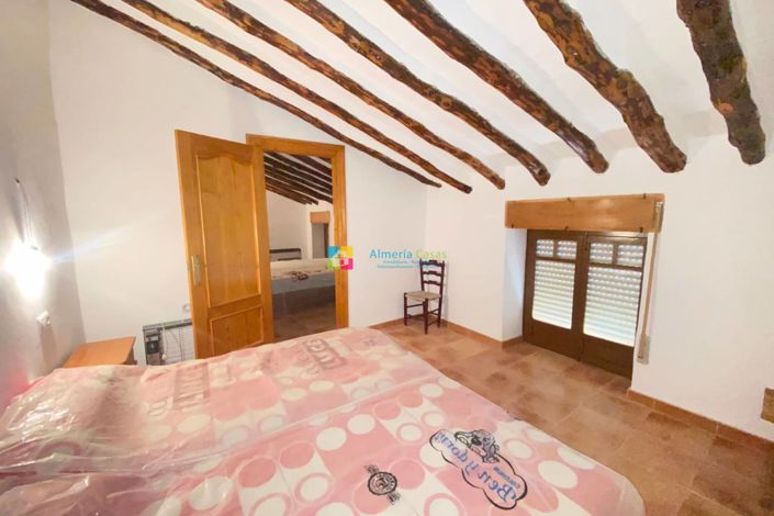 Image No.29-Casa de campo con 3 dormitorios en venta