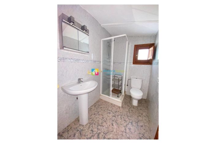 Image No.26-3 Bed Country House for sale