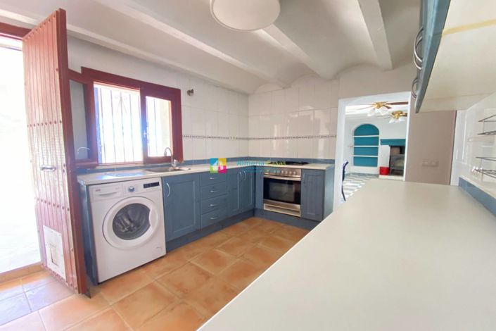 Image No.4-3 Bed Country House for sale