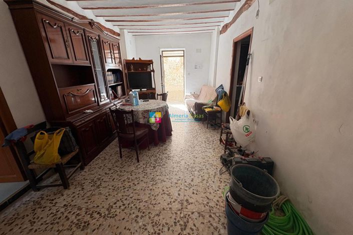 Image No.17-3 Bed Townhouse for sale