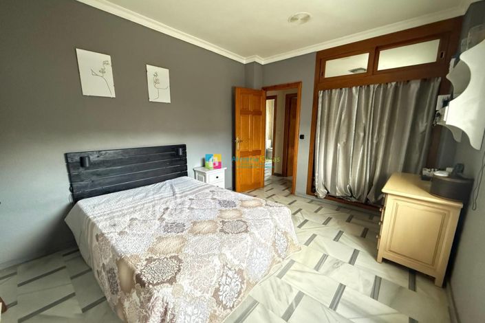 Image No.18-5 Bed Villa for sale