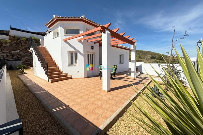 Image No.2-3 Bed Villa for sale