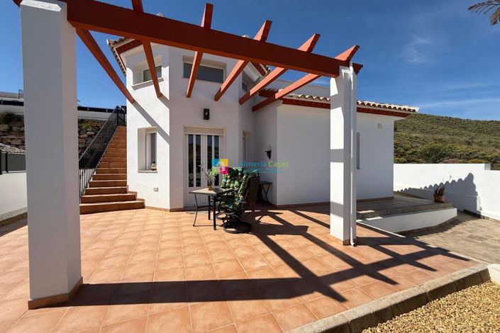 Image No.3-3 Bed Villa for sale