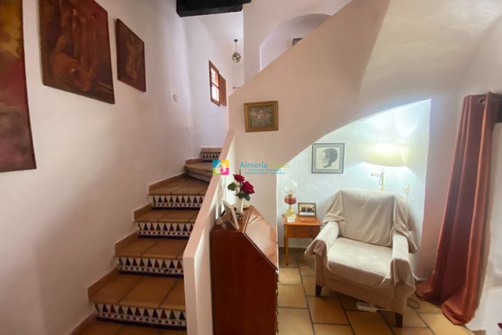 Image No.11-2 Bed Townhouse for sale