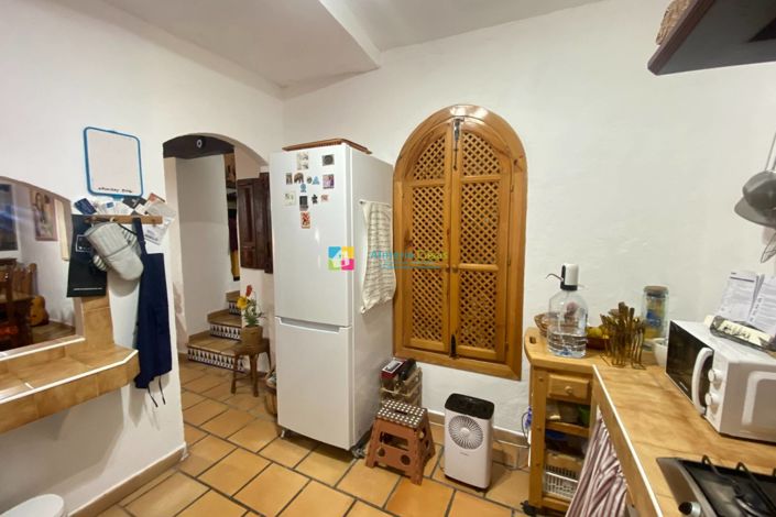 Image No.7-2 Bed Townhouse for sale