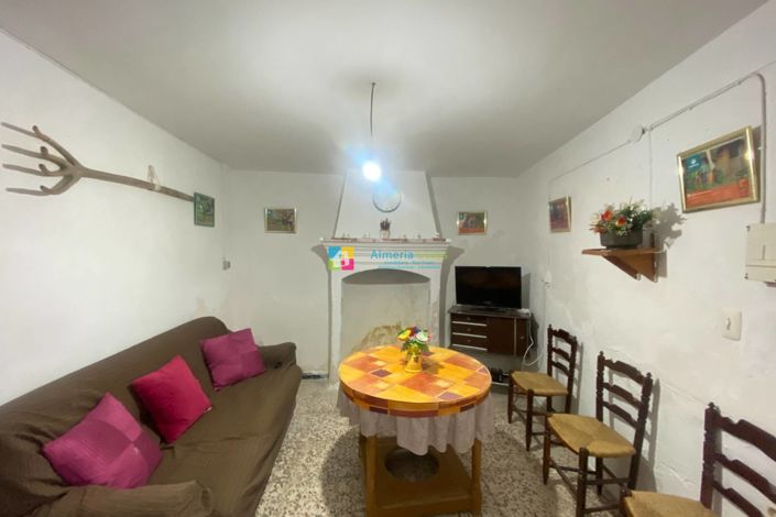 Image No.3-4 Bed Townhouse for sale