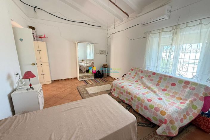 Image No.19-5 Bed Country House for sale