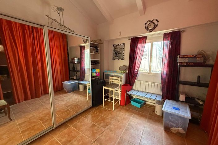 Image No.38-5 Bed Country House for sale