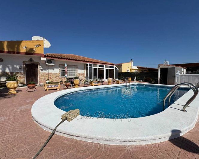 Image No.31-4 Bed Country House for sale