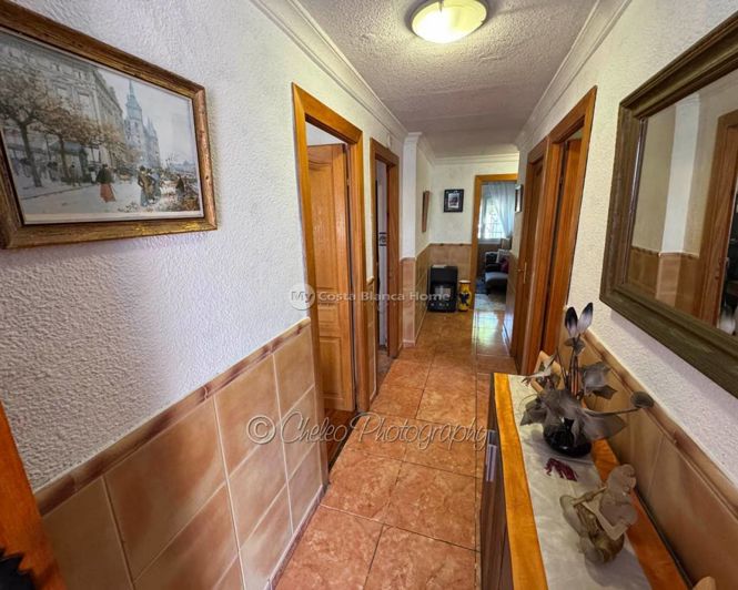 Image No.9-4 Bed Country House for sale