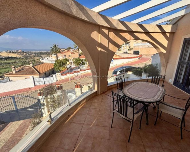 Image No.48-5 Bed Property for sale