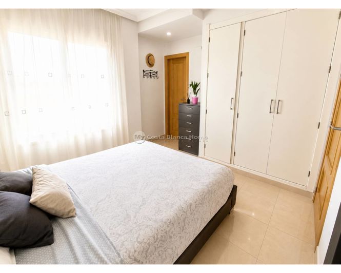 Image No.4-Appartement de 2 chambres à vendre à Almoradí