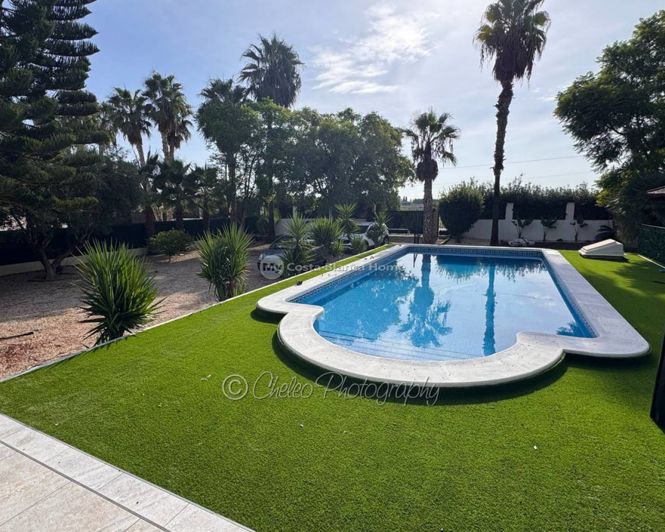 Image No.2-3 Bed Villa for sale