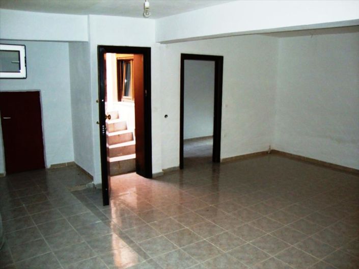 Image No.12-3 Bed Maisonette for sale