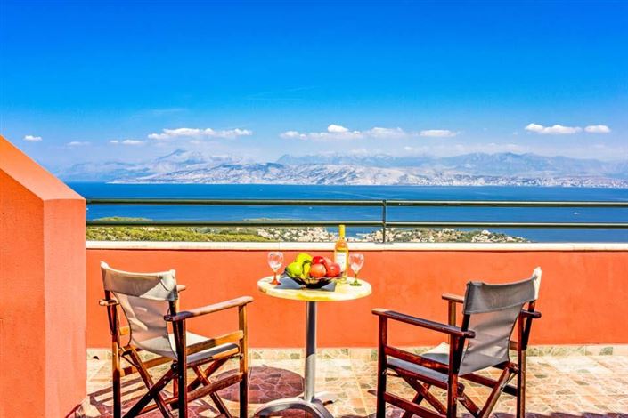 Image No.9-3 Bed Villa for sale