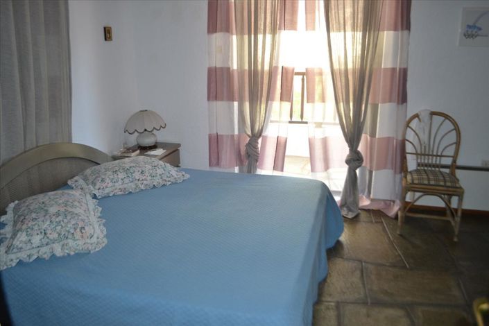 Image No.13-4 Bed Maisonette for sale