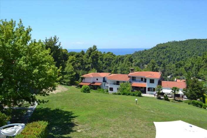 Image No.18-4 Bed Maisonette for sale