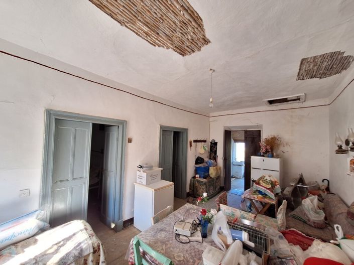 Image No.16-2 Bed Maisonette for sale