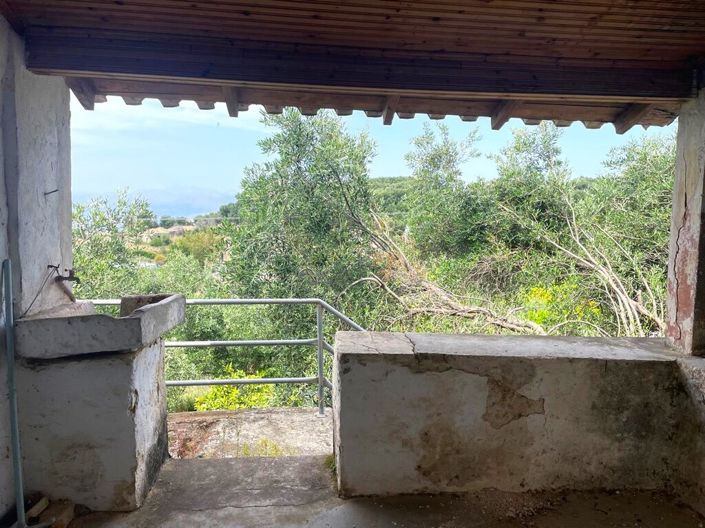 Image No.9-2 Bed Maisonette for sale