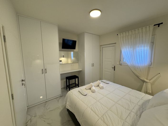 Image No.16-2 Bed Villa for sale