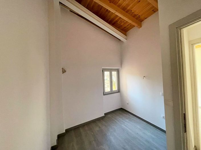 Image No.17-Appartement de 2 chambres à vendre