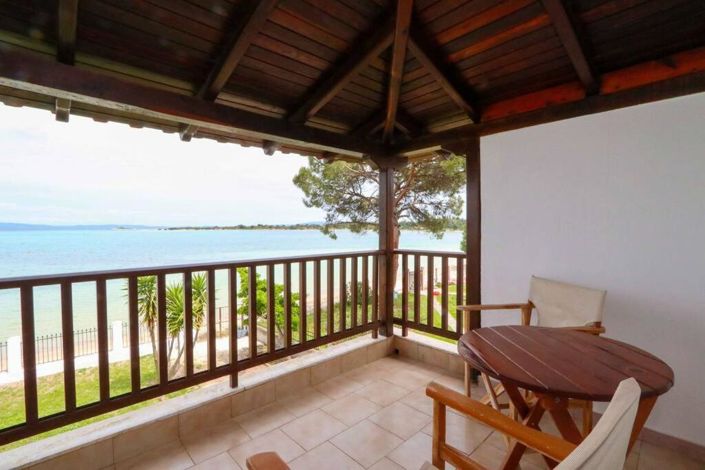 Image No.20-4 Bed Property for sale