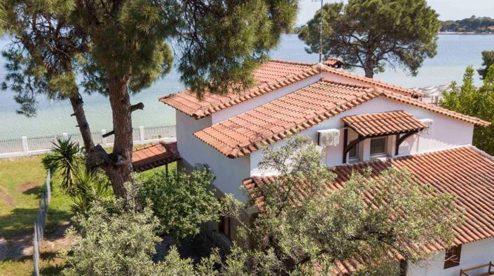 Image No.28-4 Bed Property for sale